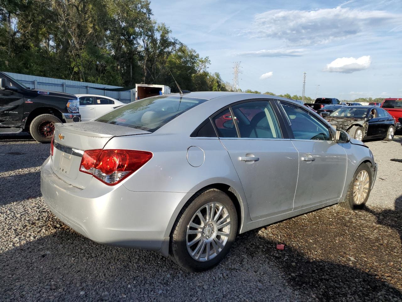 Изображение 3 2011 CHEVROLET CRUZE ECO 2011 с VIN 1G1PK5S99B7272776
