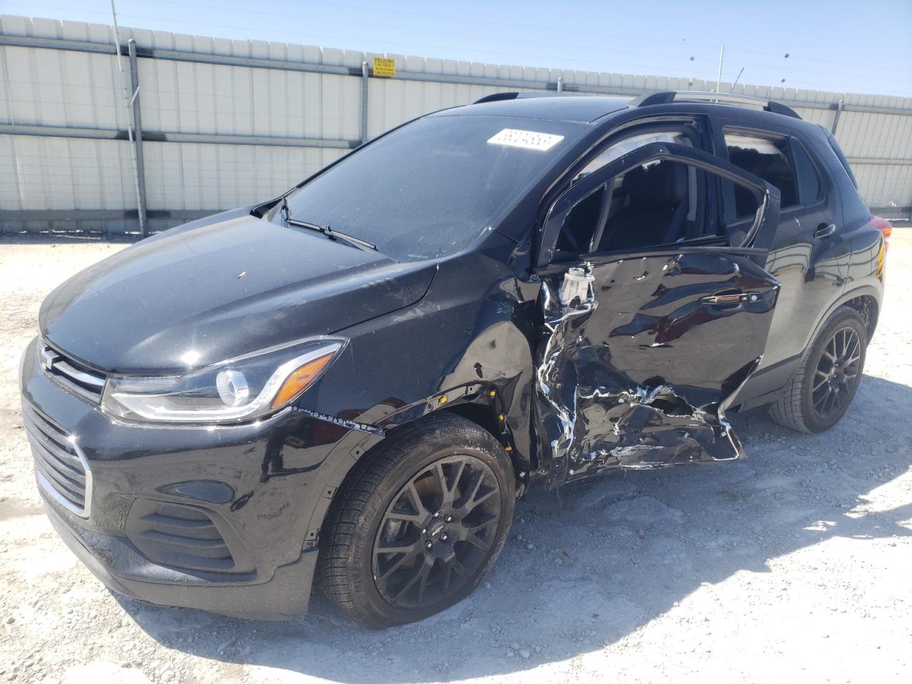 Obraz 1 z 2020 CHEVROLET TRAX 1LT 2020 z VIN KL7CJLSB3LB352344