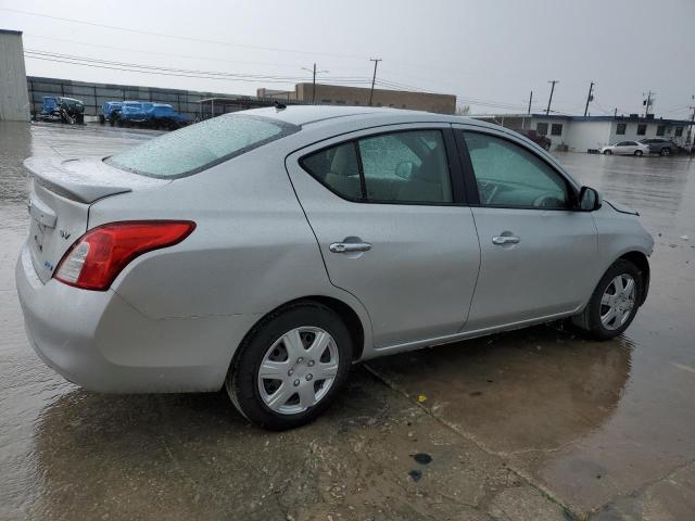 Obraz 3 z 2014 NISSAN VERSA S 2014 z VIN 3N1CN7AP9EL803020