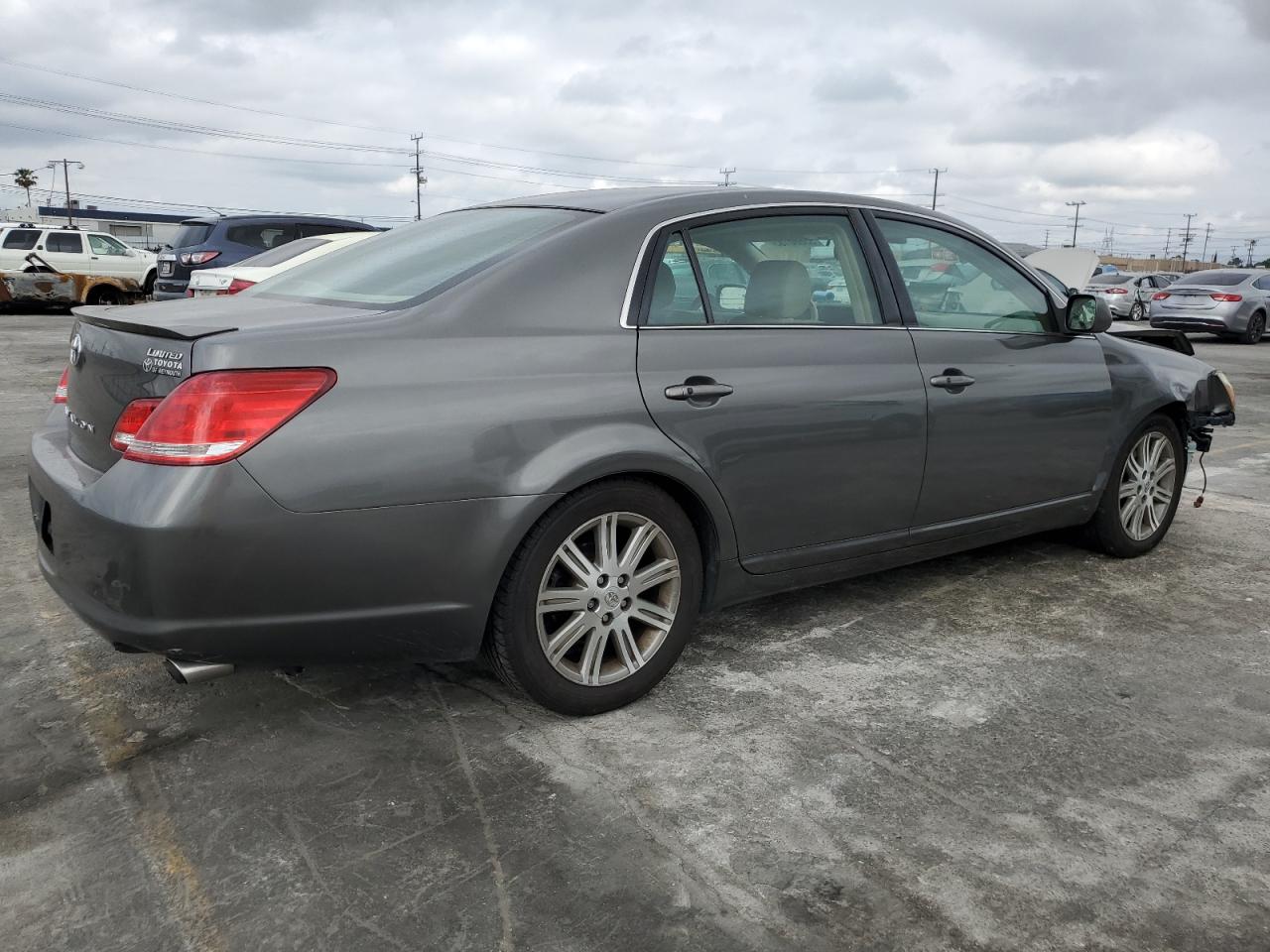 Obraz 3 z 2006 TOYOTA AVALON XL 2006 z VIN 4T1BK36B96U107333
