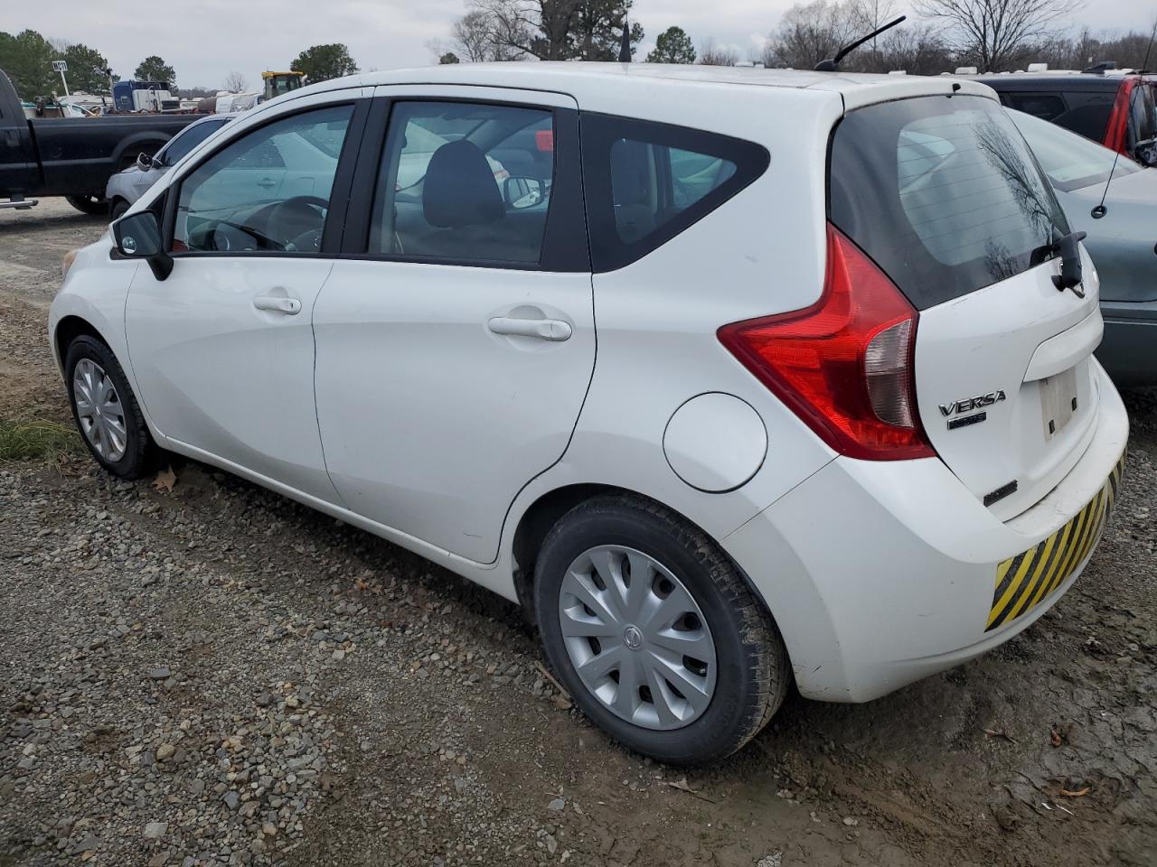 Image 2 of 2015 NISSAN VERSA NOTE S 2015 with VIN 3N1CE2CP2FL382498