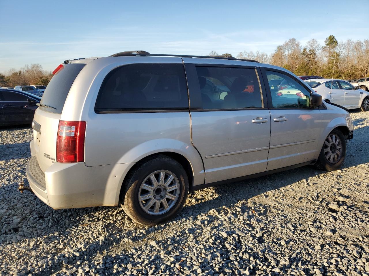Image 3 of 2010 DODGE GRAND CARAVAN SE 2010 with VIN 2D4RN4DEXAR218429