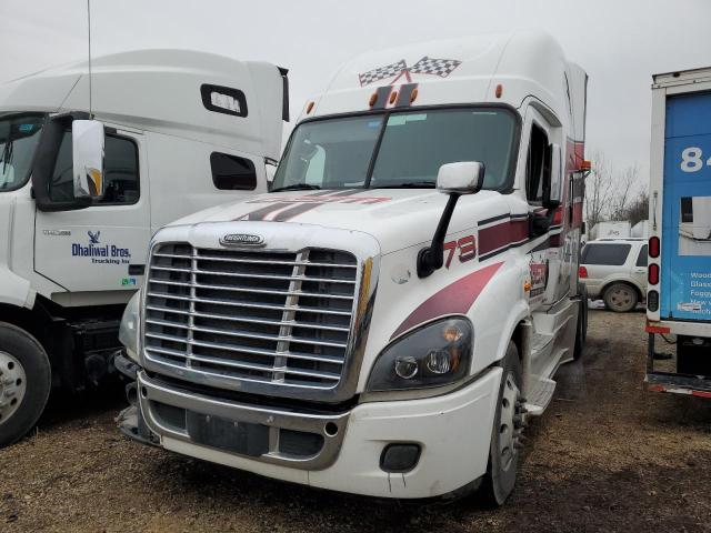 Image 2 of 2016 FREIGHTLINER CASCADIA 125  2016 with VIN 3AKJGLD55GSHA4447