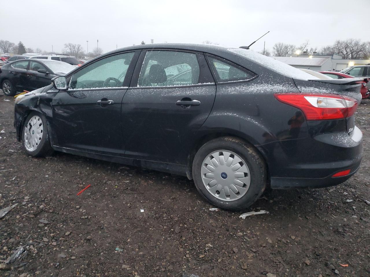 Image 2 of 2012 FORD FOCUS SE 2012 with VIN 1FAHP3F2XCL173767