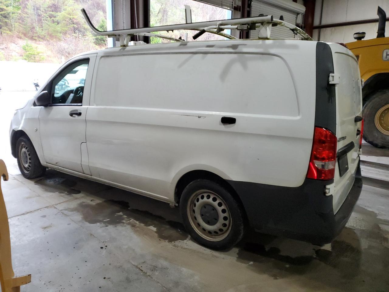 Image 2 of 2017 MERCEDES-BENZ METRIS  2017 with VIN WD3PG2EA9H3273773
