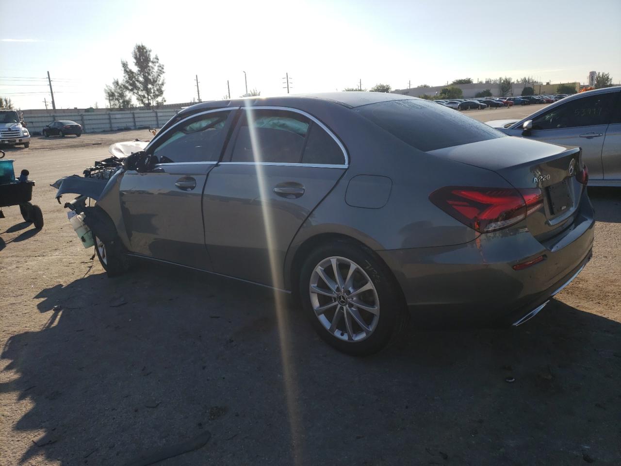 Изображение 2 2020 MERCEDES-BENZ A 220 2020 с VIN W1K3G4EB8LW044796