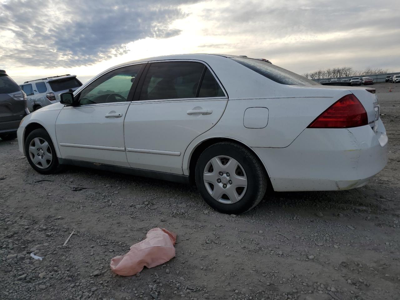Obraz 2 z 2007 HONDA ACCORD LX 2007 z VIN 1HGCM56487A163493