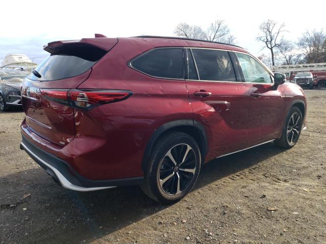 Изображение 3 2022 TOYOTA HIGHLANDER XSE 2022 с VIN 5TDLZRAH2NS134377