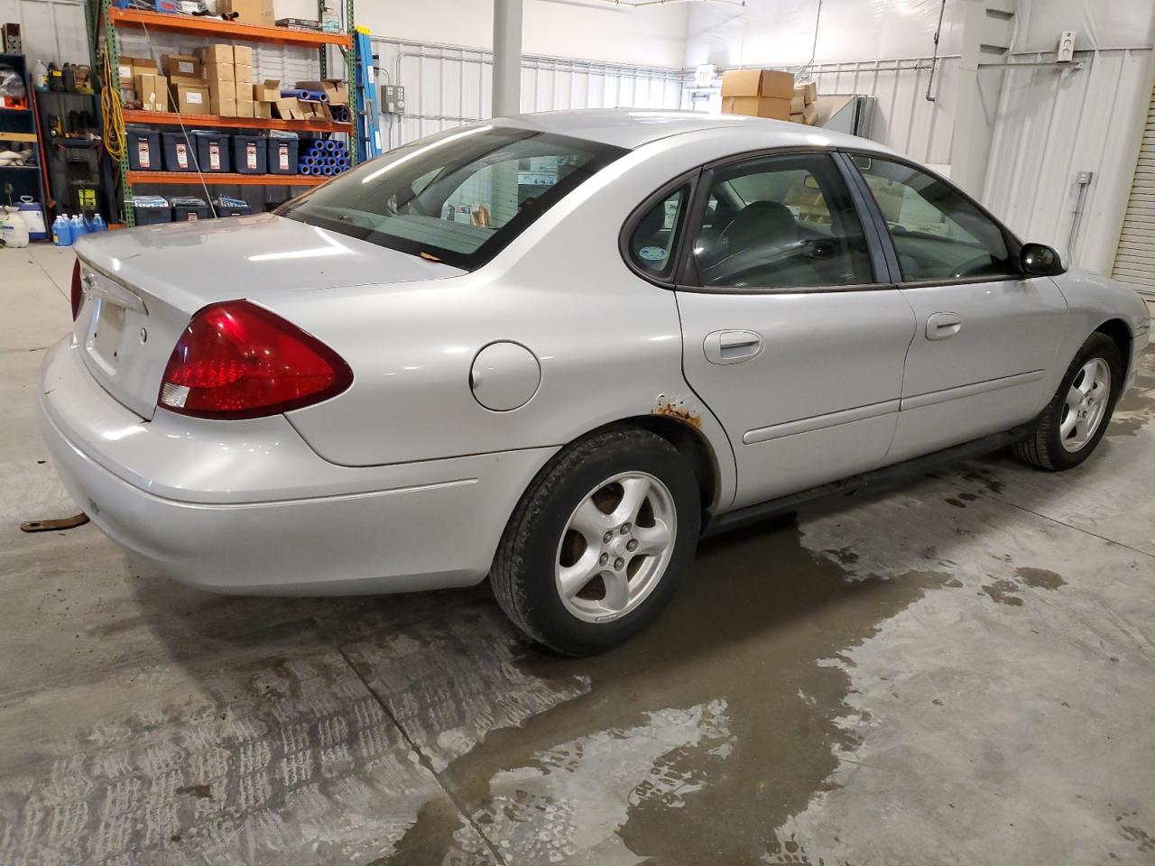 Image 3 of 2003 FORD TAURUS SES 2003 with VIN 1FAFP55U83G219076
