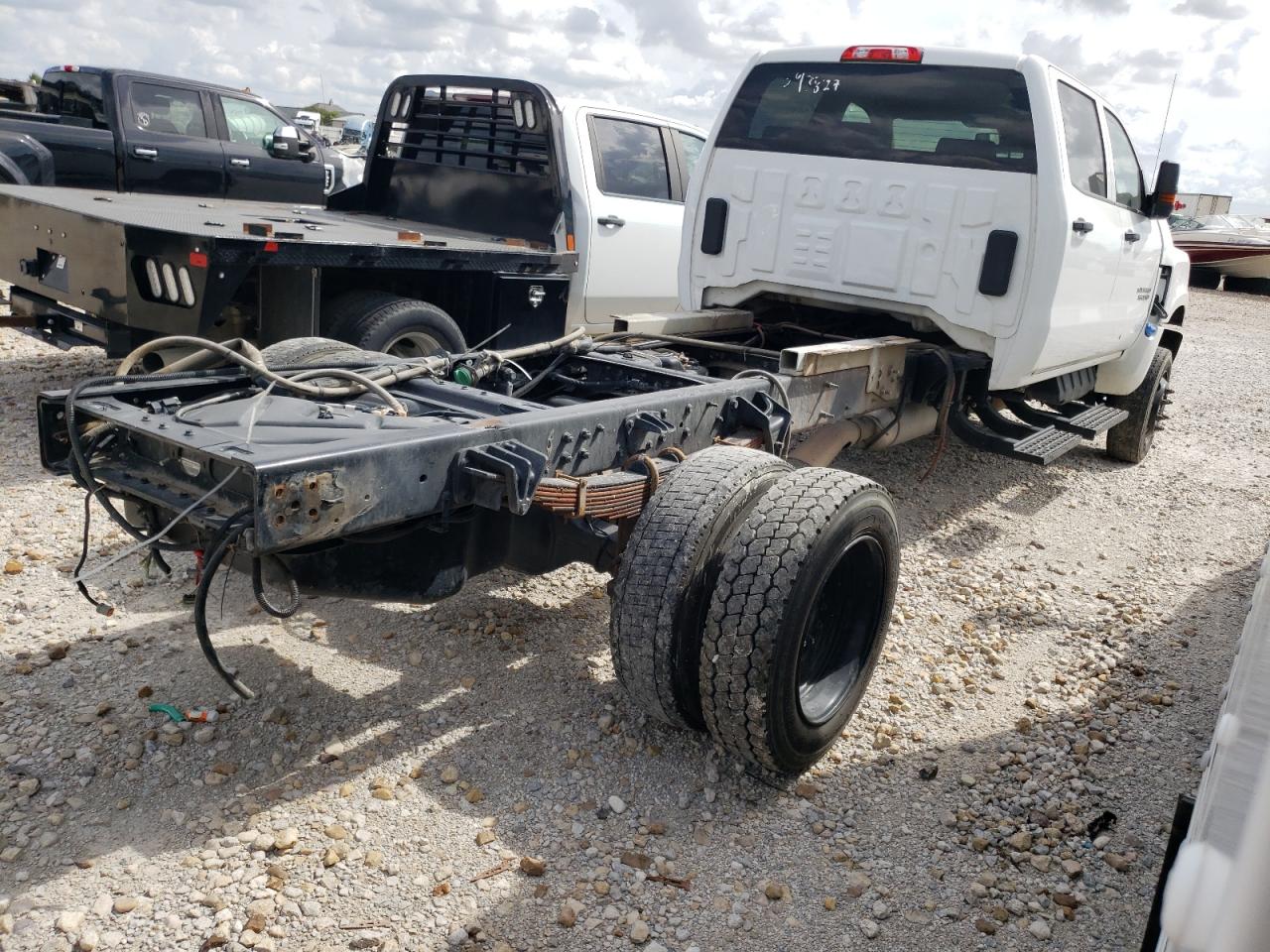 Obraz 3 z 2020 CHEVROLET SILVERADO MEDIUM DUTY  2020 z VIN 1HTKJPVK6LH393827