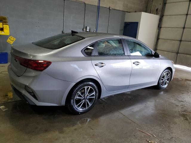 Изображение 3 2024 KIA FORTE LX 2024 с VIN 3KPF24AD9RE738414