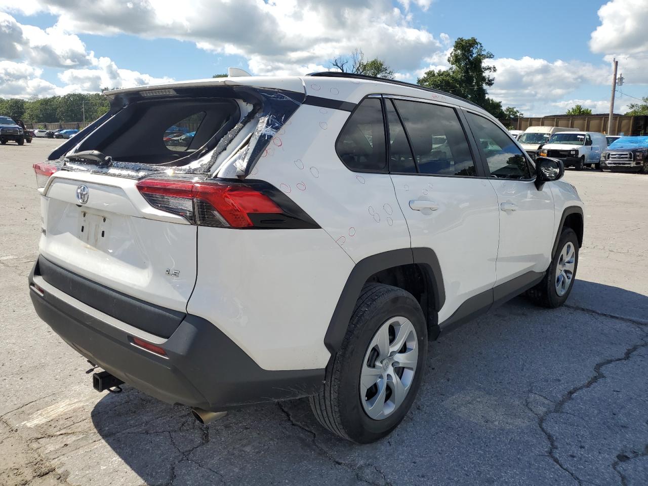 Изображение 3 2019 TOYOTA RAV4 LE 2019 с VIN 2T3H1RFV3KC018225