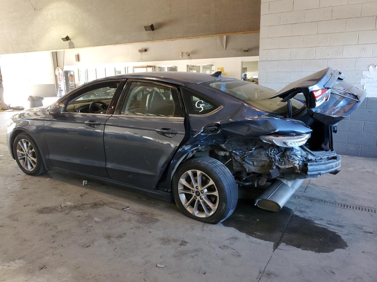 Obraz 2 z 2019 FORD FUSION SE 2019 z VIN 3FA6P0HD7KR186108