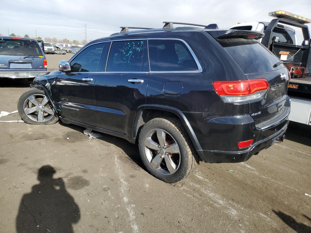 Image 2 of 2015 JEEP GRAND CHEROKEE OVERLAND 2015 with VIN 1C4RJFCG8FC667535