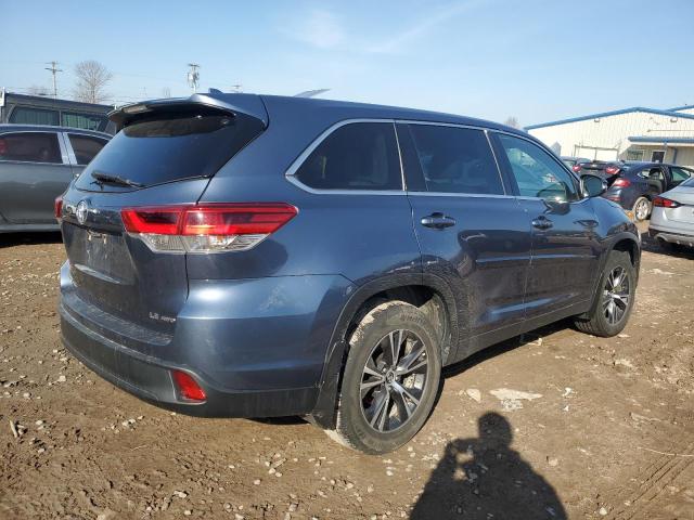 Image 3 of 2019 TOYOTA HIGHLANDER LE 2019 with VIN 5TDBZRFH4KS962012
