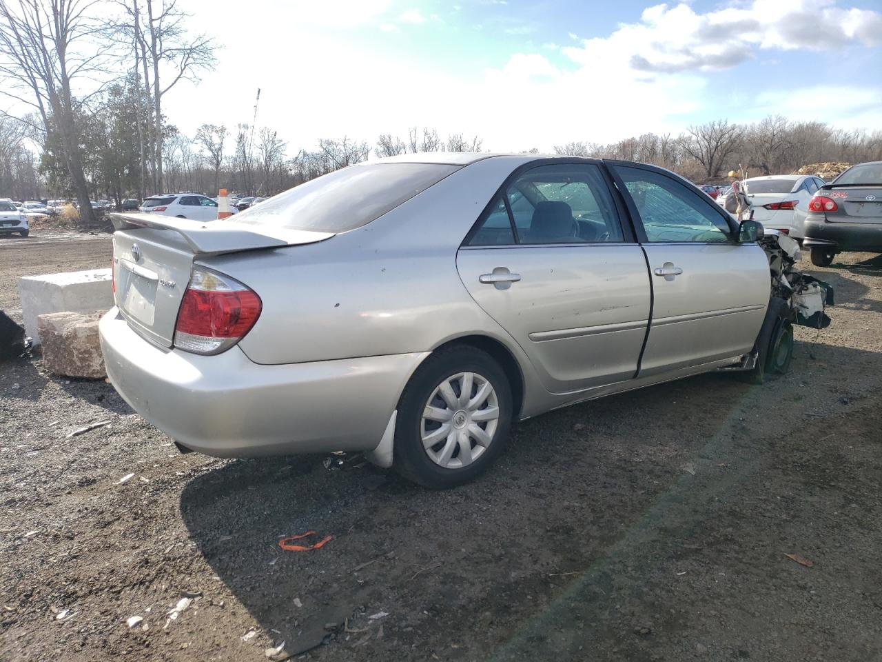 Image 3 of 2006 TOYOTA CAMRY LE 2006 with VIN 4T1BE32K96U749208