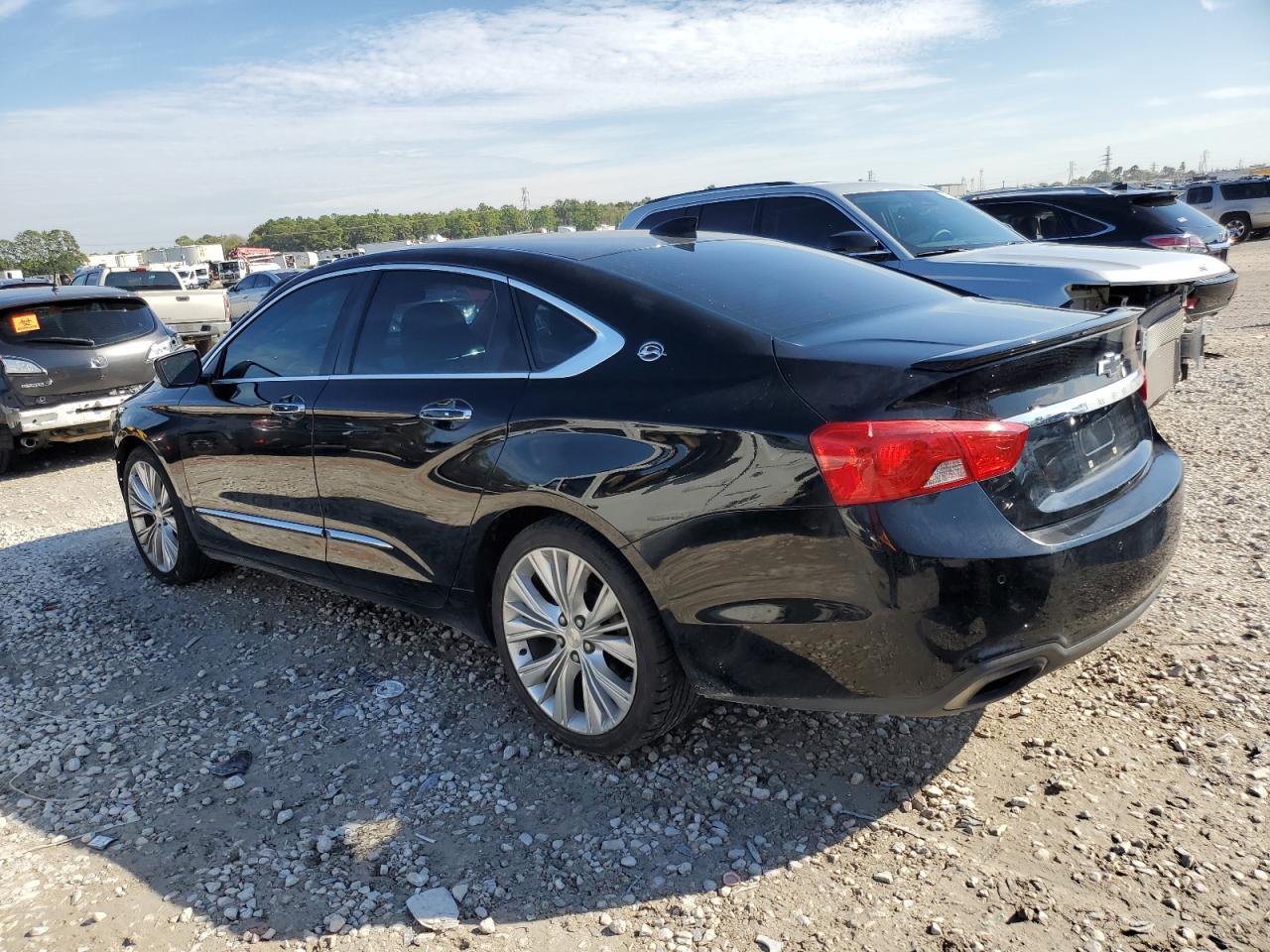 Image 2 of 2015 CHEVROLET IMPALA LTZ 2015 with VIN 2G1165S30F9103627