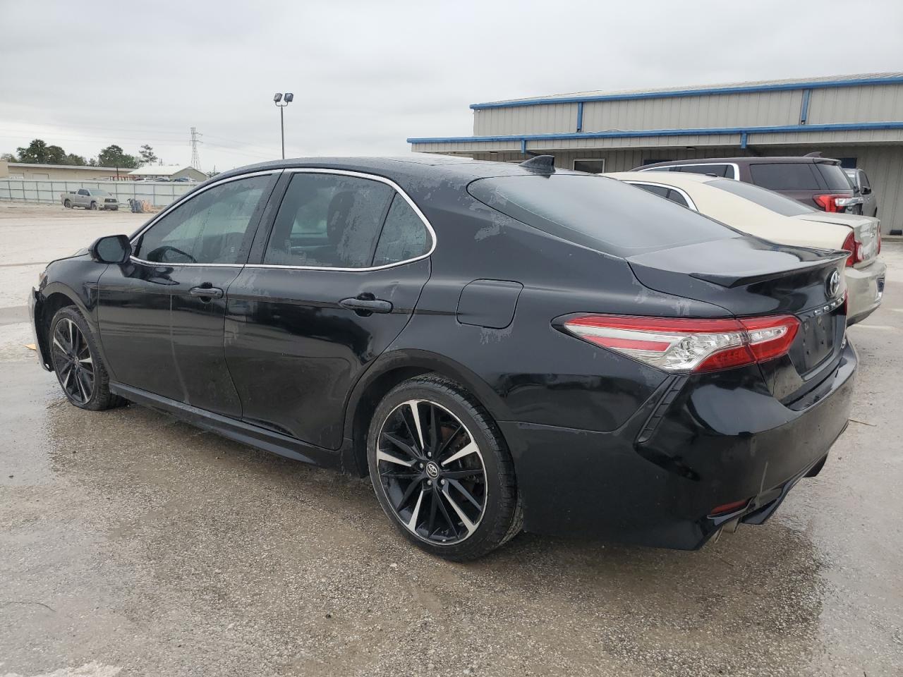 Изображение 2 2019 TOYOTA CAMRY XSE 2019 с VIN 4T1B61HK0KU792077
