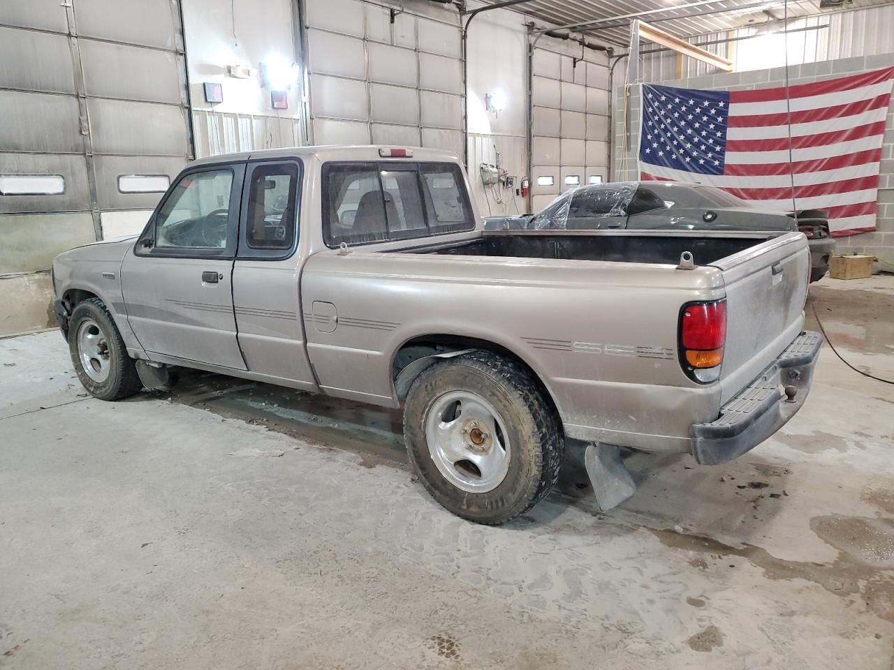 Image 2 of 1995 MAZDA B2300 CAB PLUS 1995 with VIN 4F4CR16A2STM28282
