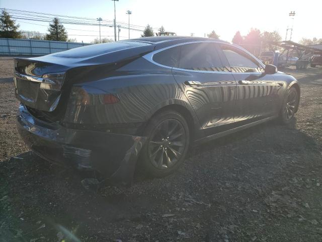 Obraz 3 z 2017 TESLA MODEL S  2017 z VIN 5YJSA1E17HF203056