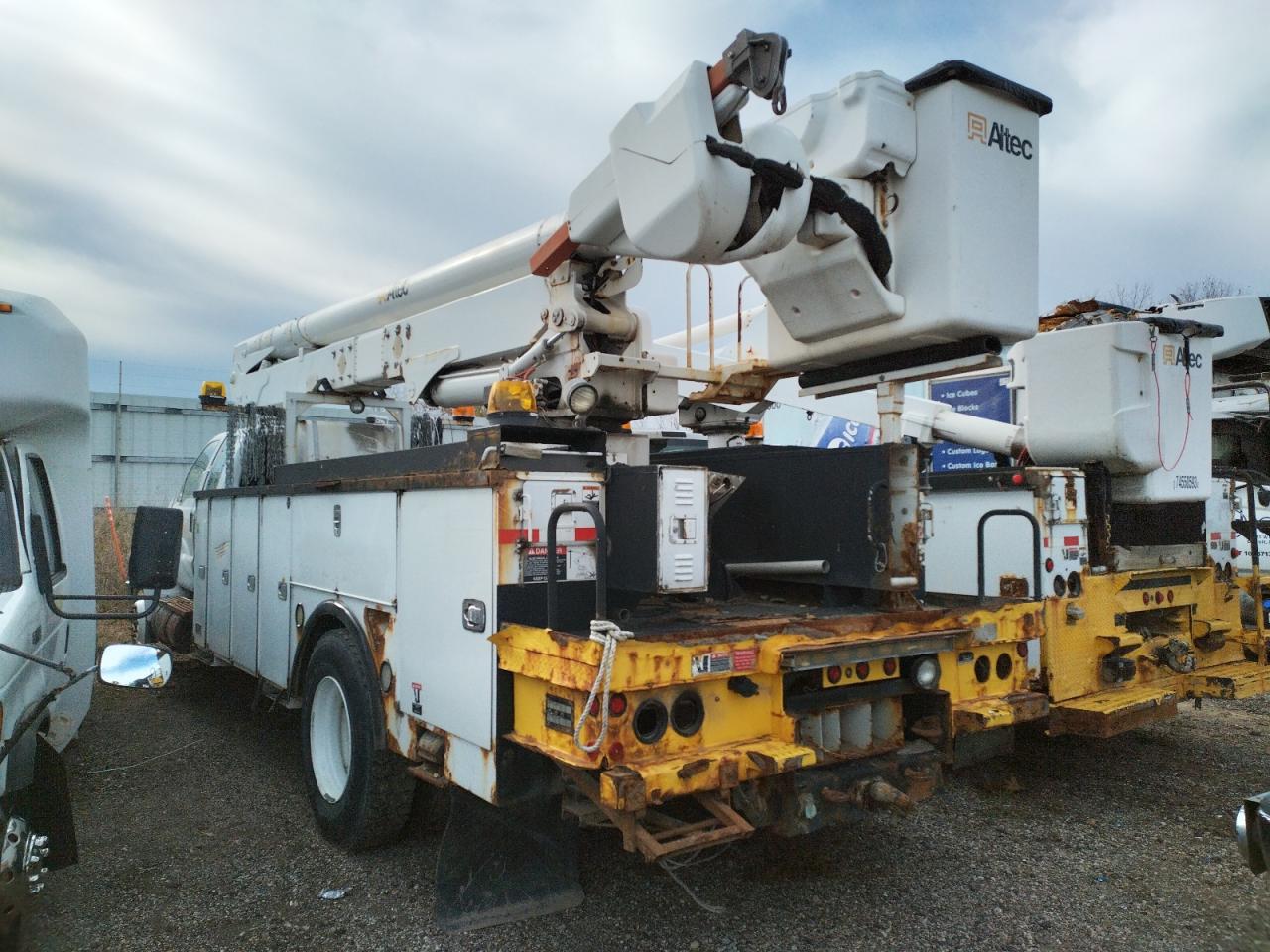 Изображение 3 2011 FORD F750 SUPER DUTY 2011 с VIN 3FRXX7FE3BV399523