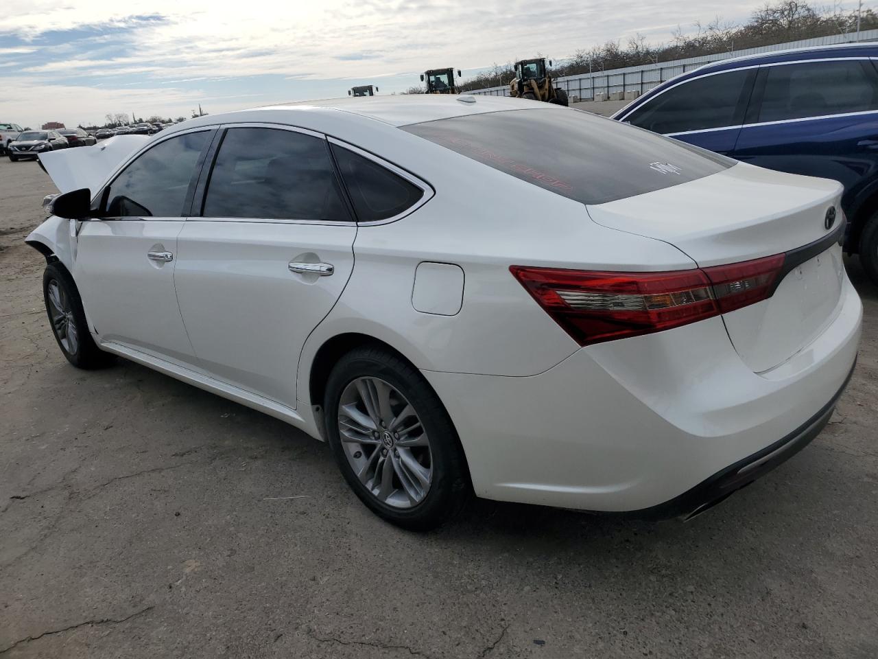 Изображение 2 2016 TOYOTA AVALON XLE 2016 с VIN 4T1BK1EB4GU213289