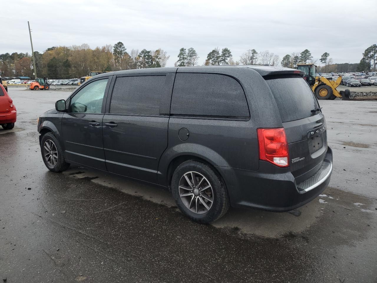 Image 2 of 2011 DODGE GRAND CARAVAN MAINSTREET 2011 with VIN 2D4RN3DG7BR636136