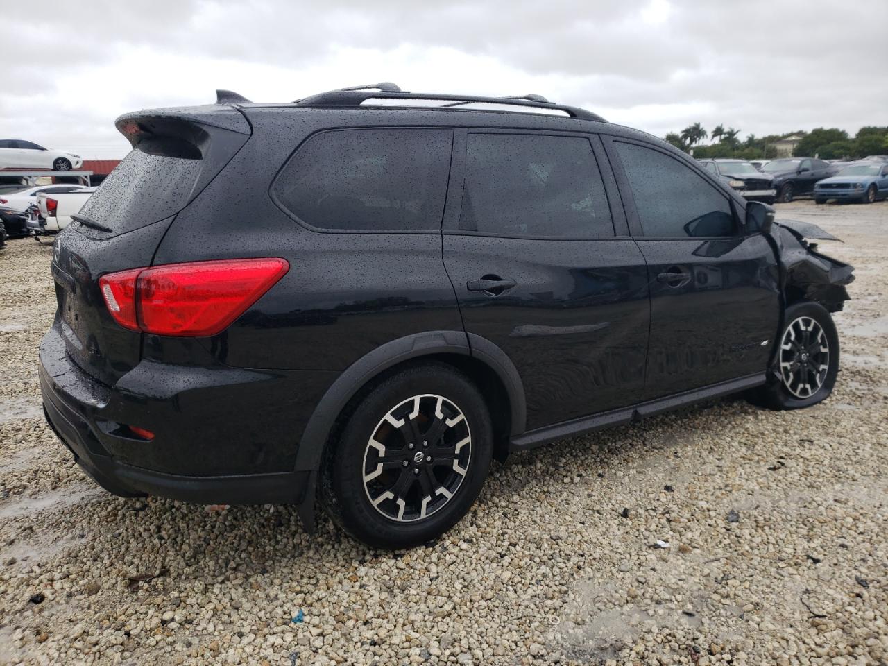 Изображение 3 2020 NISSAN PATHFINDER SL 2020 с VIN 5N1DR2CN5LC643095