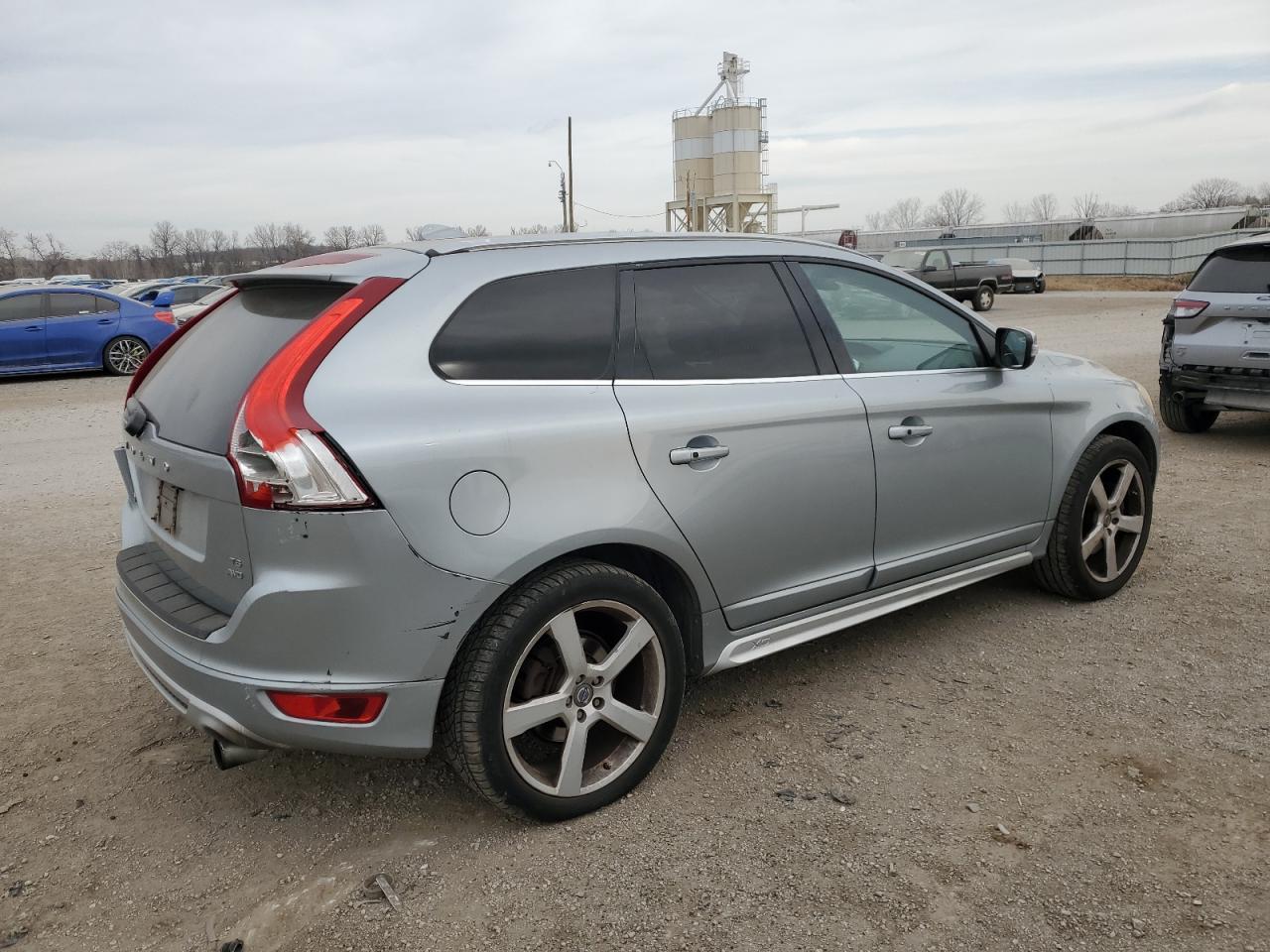 Image 3 of 2010 VOLVO XC60 T6 2010 with VIN YV4992DZ4A2115155