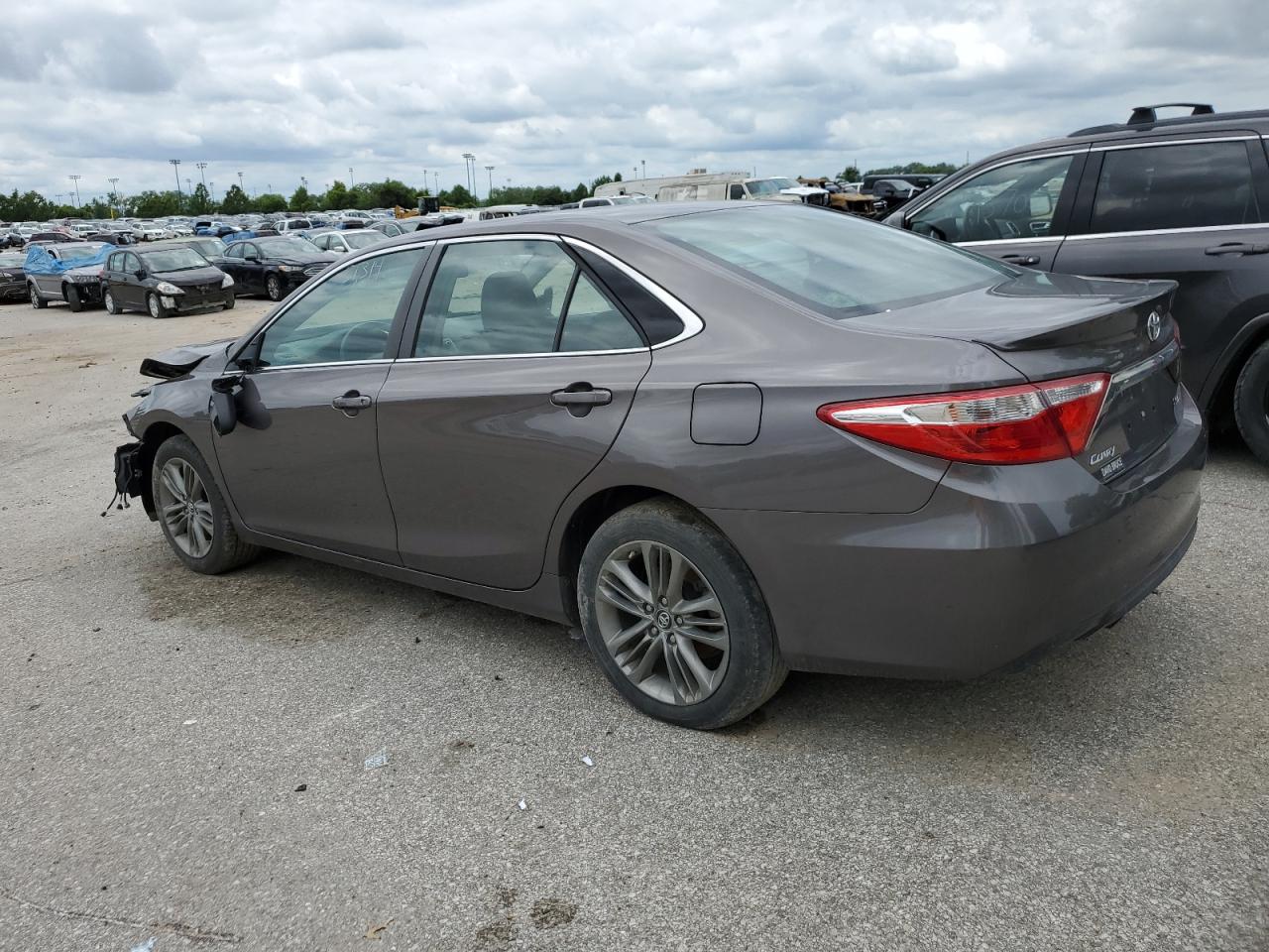 Obraz 2 z 2017 TOYOTA CAMRY LE 2017 z VIN 4T1BF1FK7HU617188