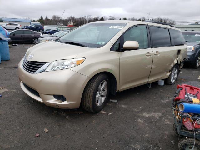 Image 1 of 2014 TOYOTA SIENNA LE 2014 with VIN 5TDKK3DCXES471635