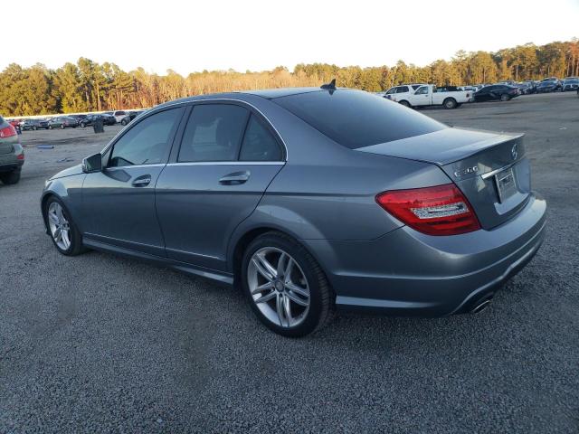 Изображение 2 2013 MERCEDES-BENZ C 300 4MATIC 2013 с VIN WDDGF8AB2DR250231