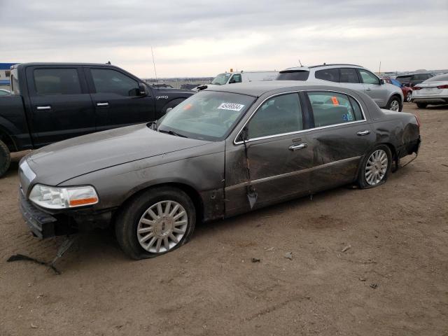 Obraz 1 z 2003 LINCOLN TOWN CAR EXECUTIVE 2003 z VIN 1LNHM81W73Y698150