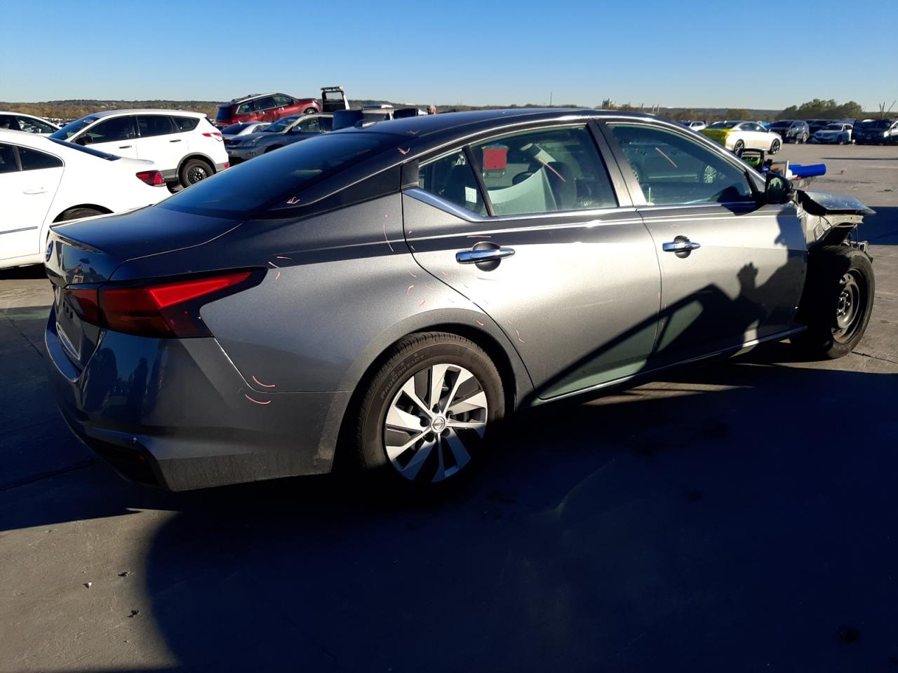Image 3 of 2020 NISSAN ALTIMA S 2020 with VIN 1N4BL4BV4LC272673