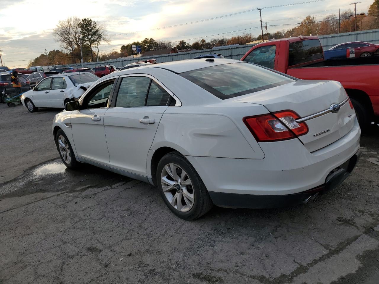 Obraz 2 z 2010 FORD TAURUS SEL 2010 z VIN 1FAHP2EWXAG133189