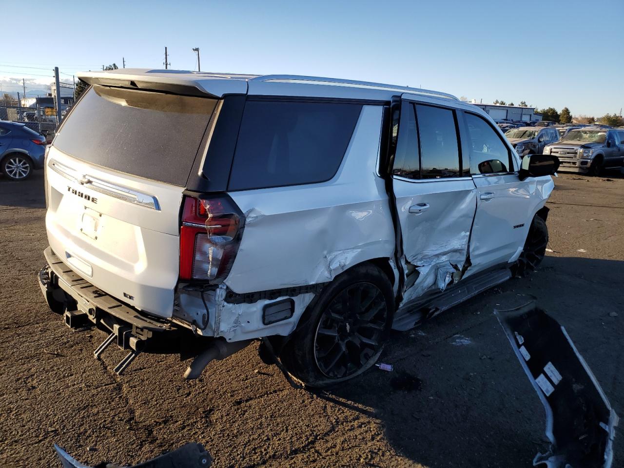 Изображение 3 2022 CHEVROLET TAHOE K1500 LT 2022 с VIN 1GNSKNKD4NR216198