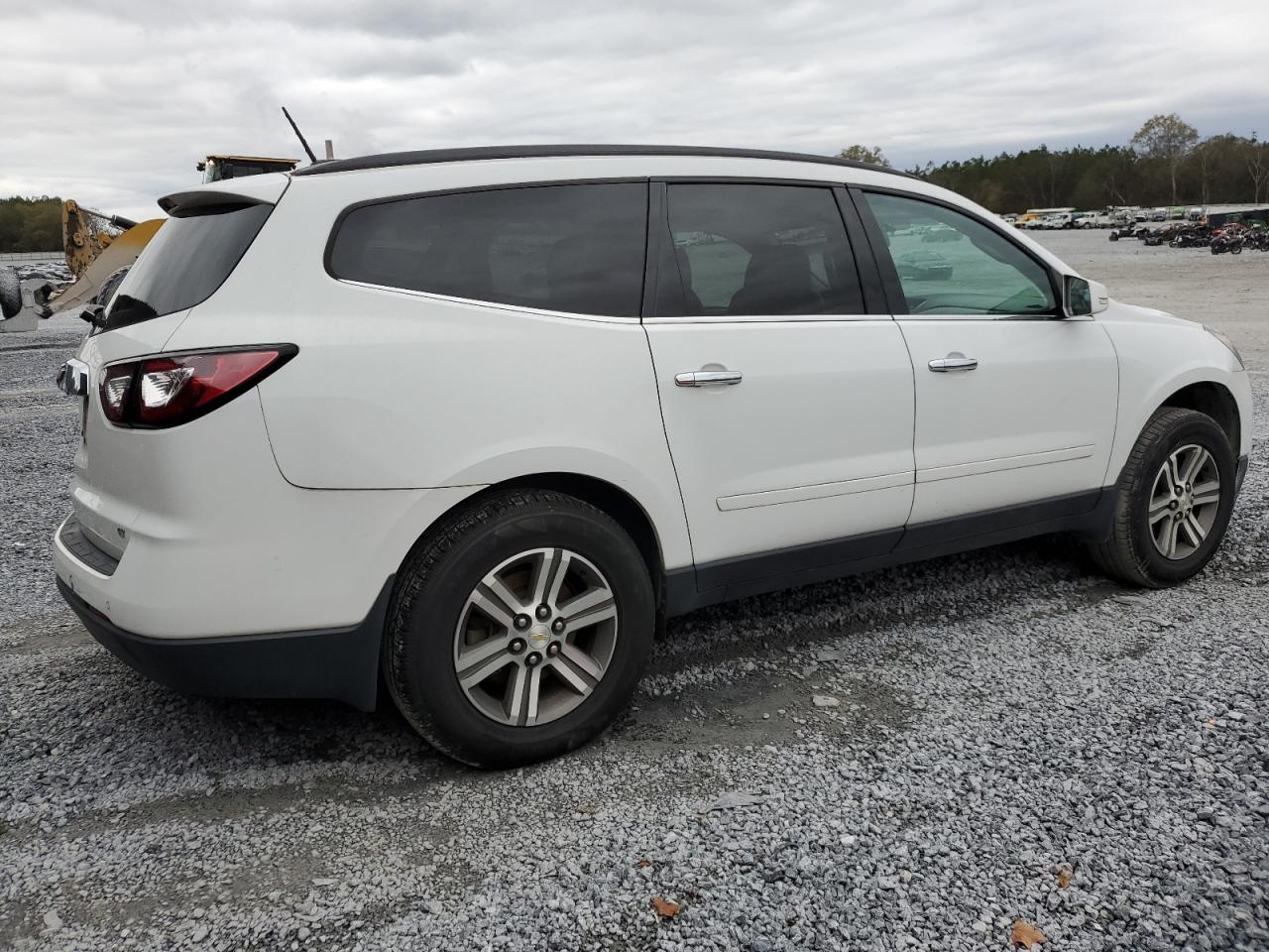 Obraz 3 z 2017 CHEVROLET TRAVERSE LT 2017 z VIN 1GNKRGKD0HJ254618