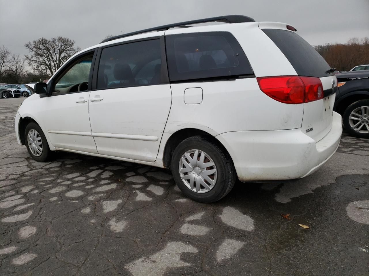 Image 2 of 2010 TOYOTA SIENNA CE 2010 with VIN 5TDKK4CC4AS317343