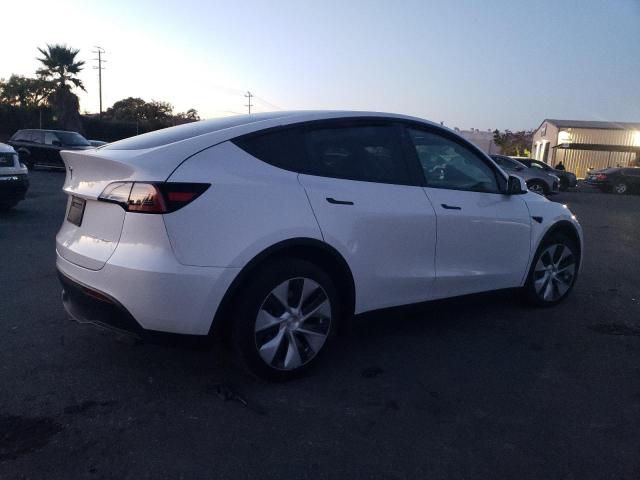 Obraz 3 z 2023 TESLA MODEL Y  2023 z VIN 7SAYGAEEXPF701474