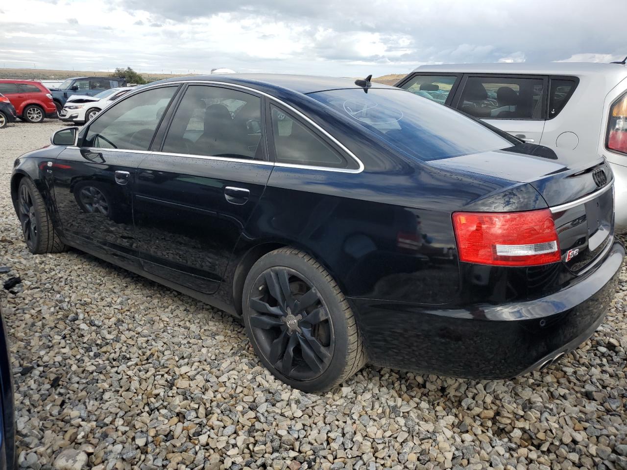 Obraz 2 z Audi S6 Quattro 2008 z VIN WAUDN74F48N093529
