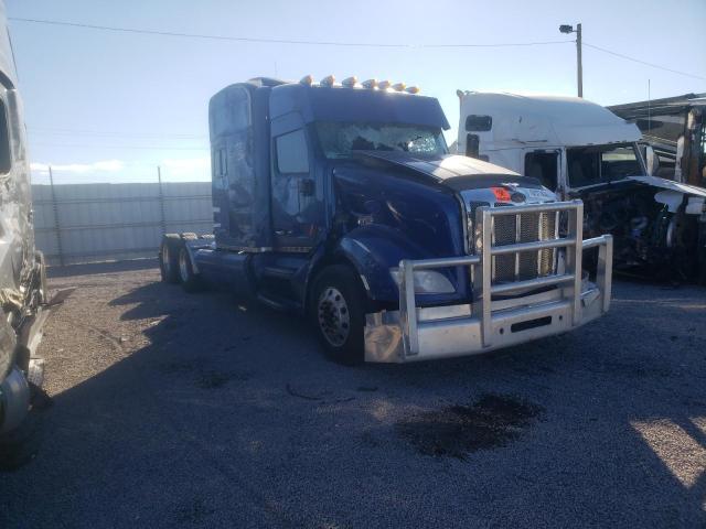 2017 PETERBILT 579  2017 image