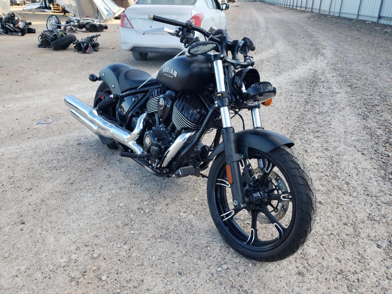 Image 1 of 2022 INDIAN MOTORCYCLE CO. CHIEF DARK HORSE ABS 2022 with VIN 56KDMABH5N3007900