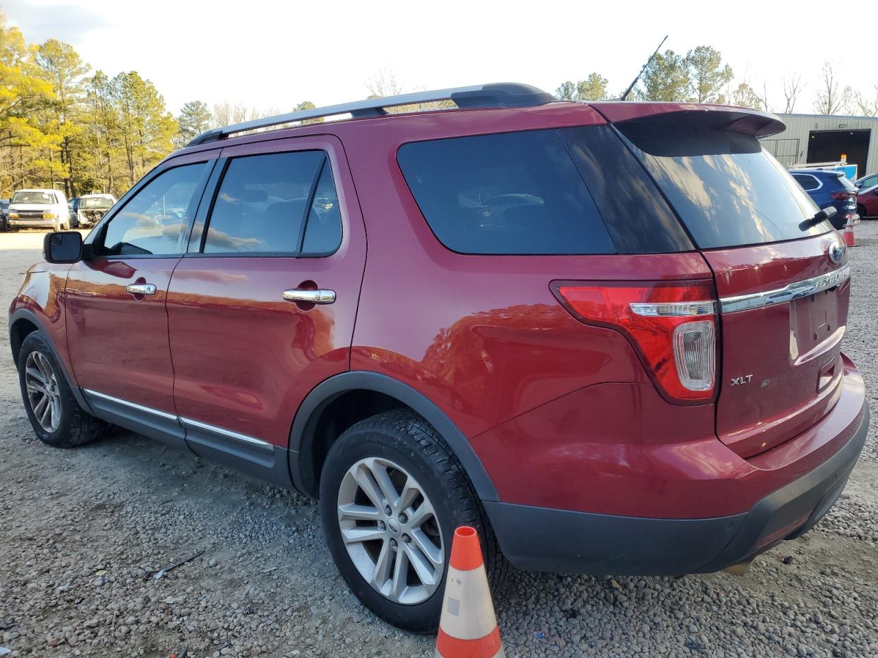 Изображение 2 2015 FORD EXPLORER XLT 2015 с VIN 1FM5K7D84FGB87070