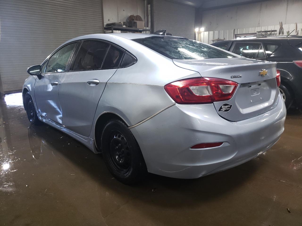 Изображение 2 2017 CHEVROLET CRUZE LS 2017 с VIN 1G1BC5SM5H7252397