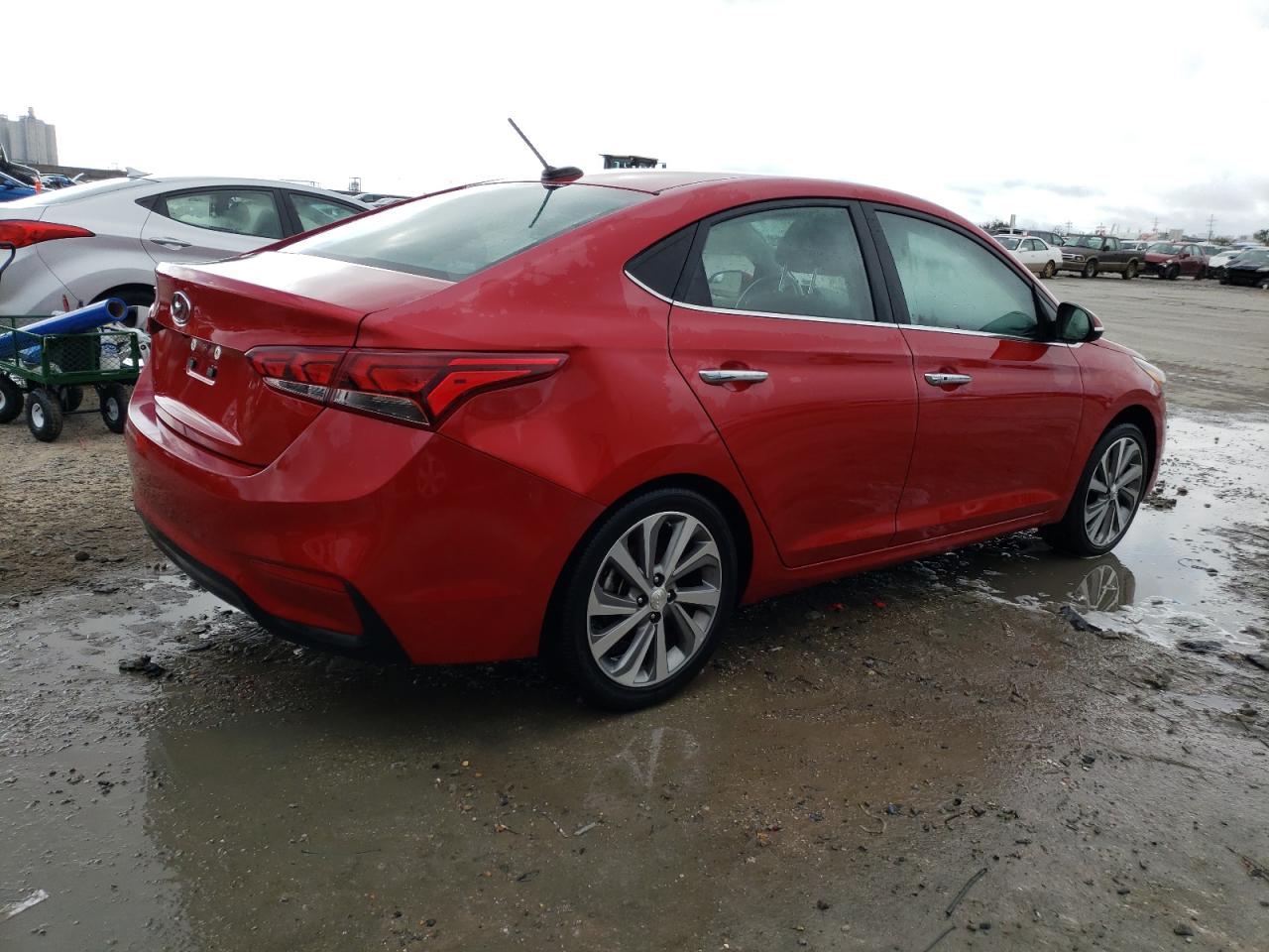 Image 3 of Hyundai Accent Limited 2022 with VIN 3KPC34A63NE158362
