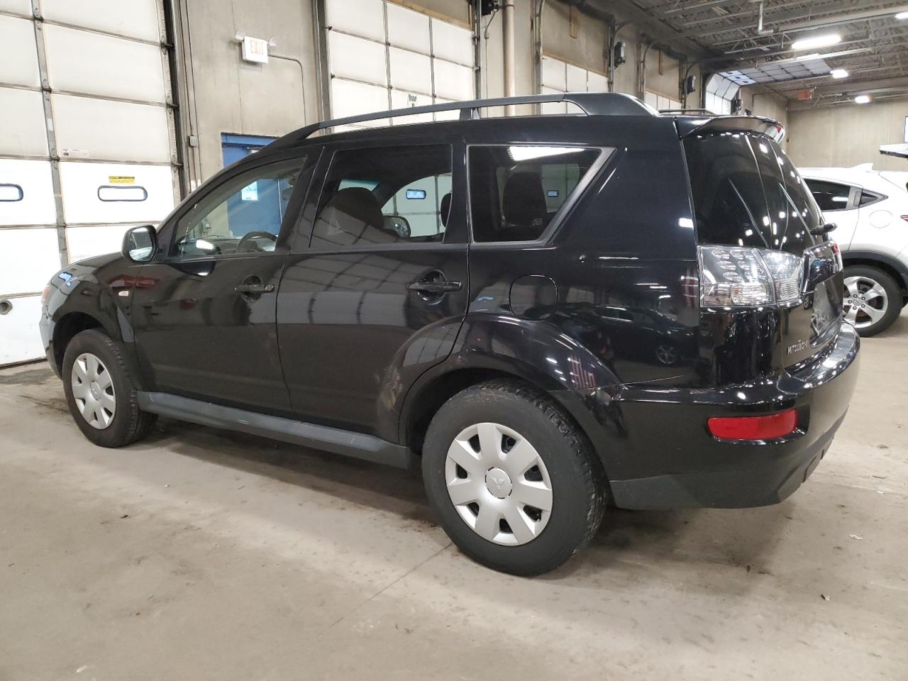 Obraz 2 z 2011 MITSUBISHI OUTLANDER ES 2011 z VIN JA4AS2AW5BU024314