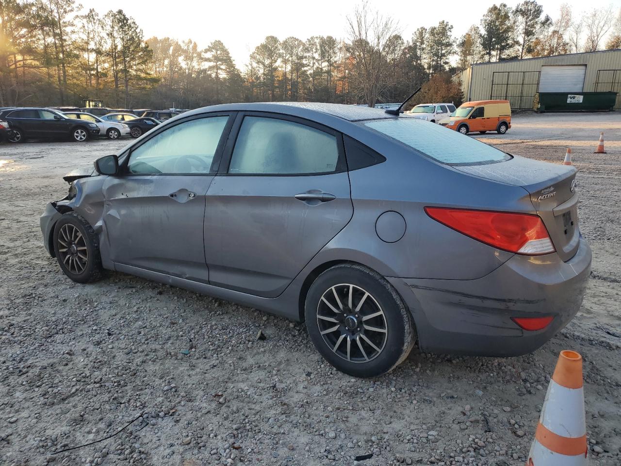 Image 2 of 2013 HYUNDAI ACCENT GLS 2013 with VIN KMHCT4AE1DU476967