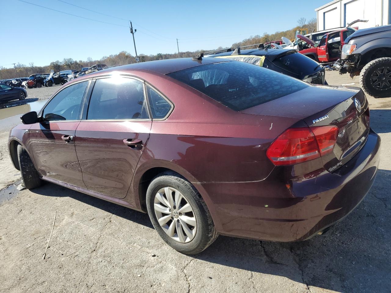 Изображение 2 2014 VOLKSWAGEN PASSAT S 2014 с VIN 1VWAT7A39EC062500
