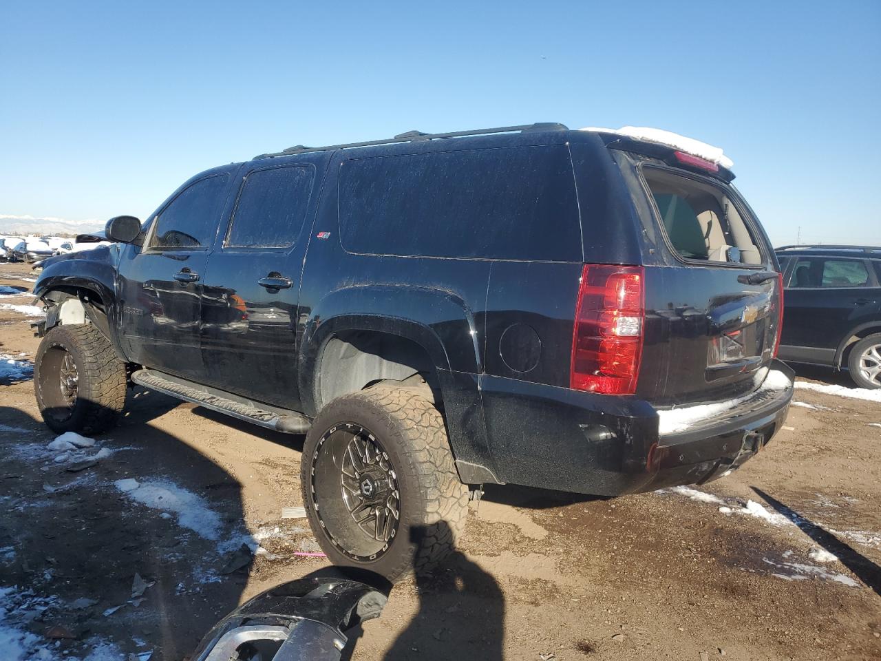 Obraz 2 z 2013 CHEVROLET SUBURBAN K1500 LT 2013 z VIN 1GNSKJE76DR334184