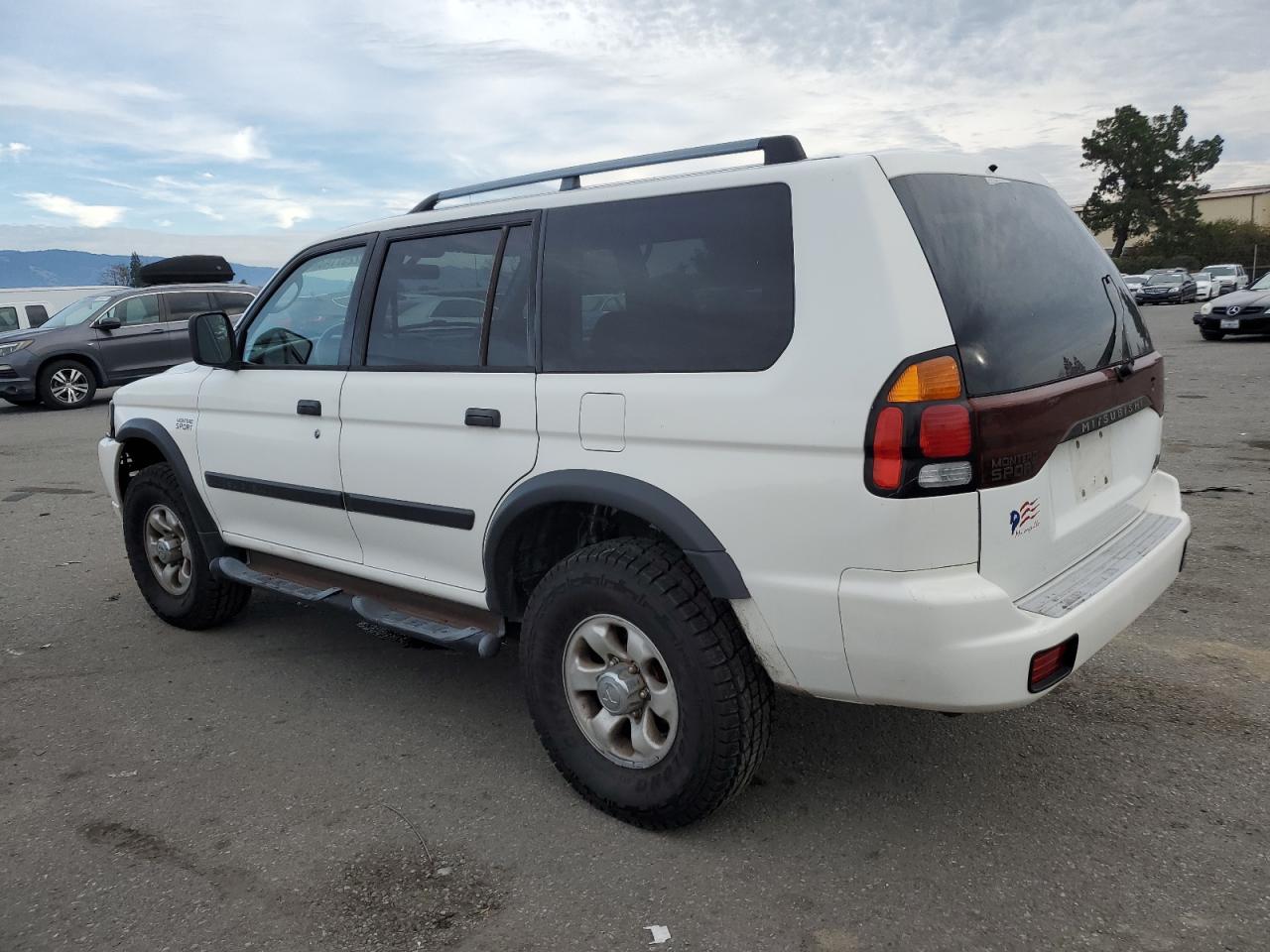 Obraz 2 z 2002 MITSUBISHI MONTERO SPORT ES 2002 z VIN JA4MT21H42J048049